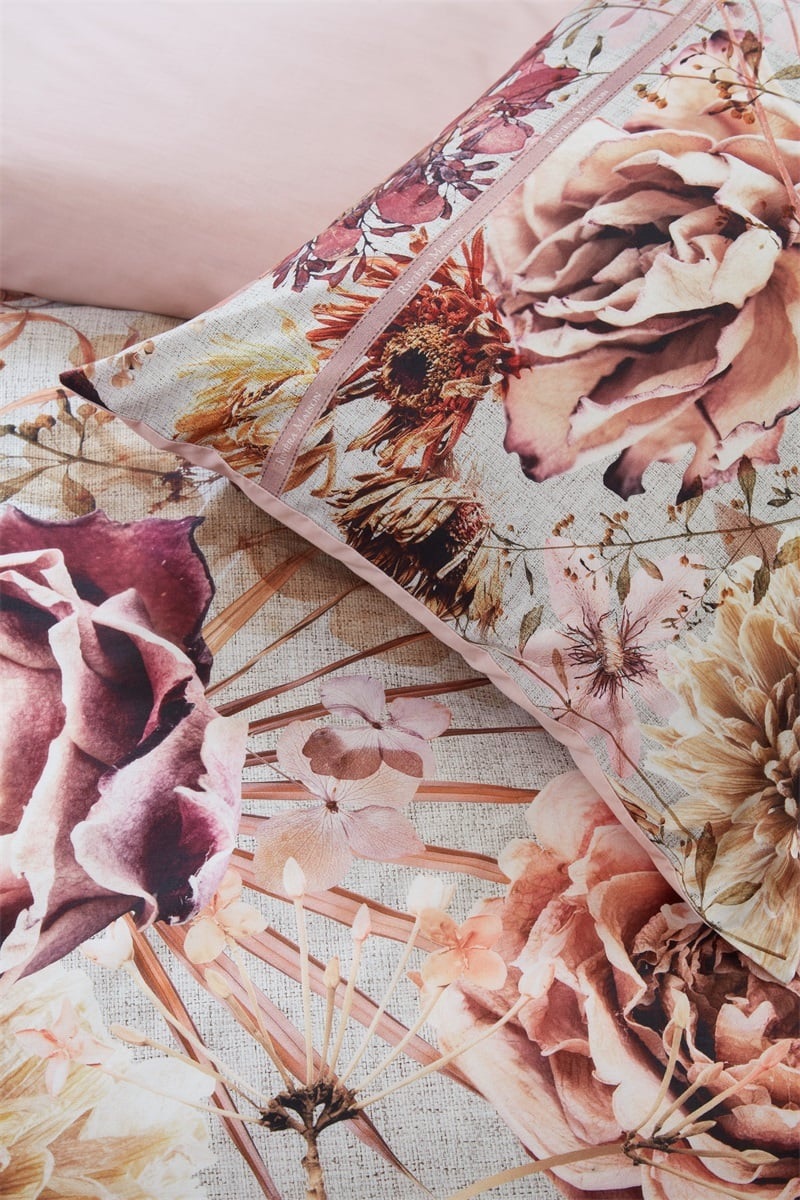 t8/ Riviera Maison dekbedovertrek Faded Flower - 155 x 220 - Multi 205739 (duitse maat!)