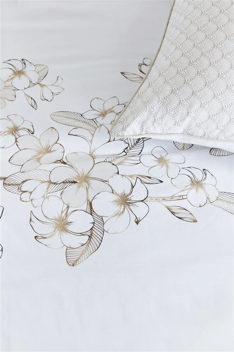 z7/ Riviera Maison dekbedovertrek Plumeria - 200 x 200/220 cm - Natural 220355