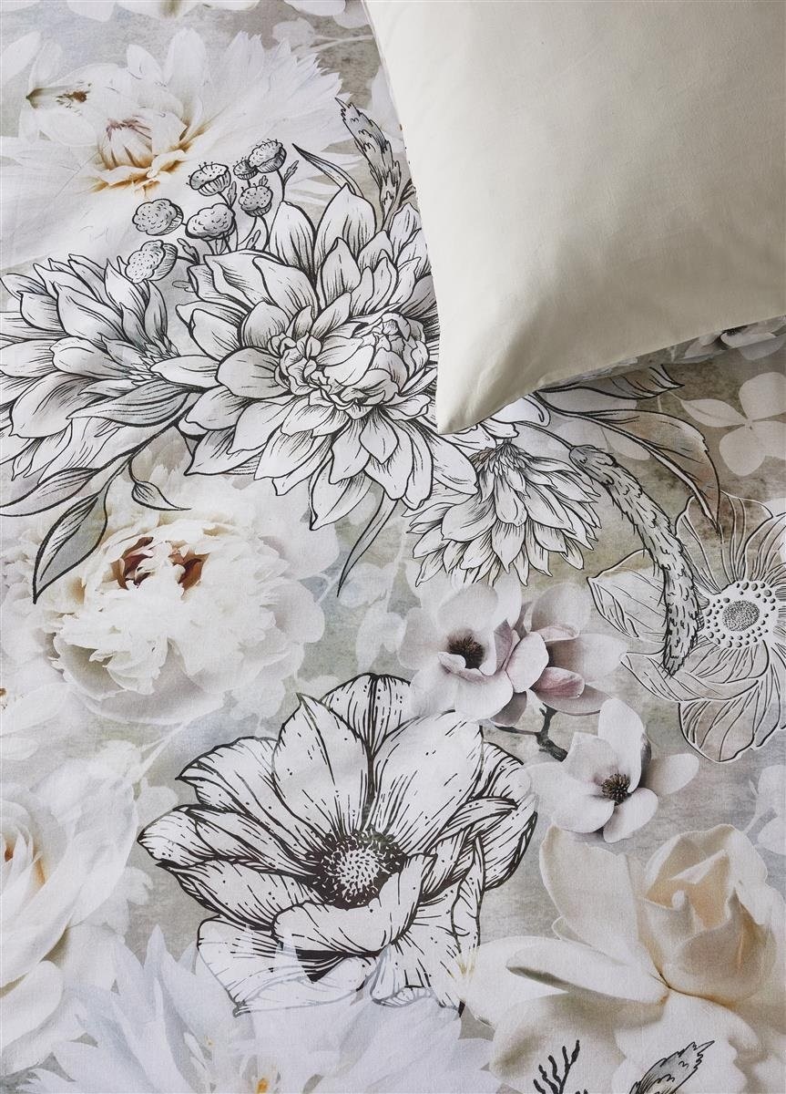v6/ Riviera Maison dekbedovertrek Flourish - 155 x 220 cm - Sand 325943 (duitse maat!)