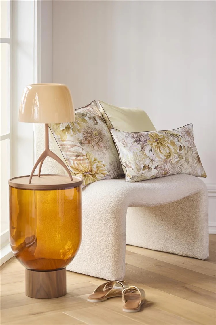 Kardol by Beddinghouse Solaris Cushion - 30 x 60 cm -Natural 331641