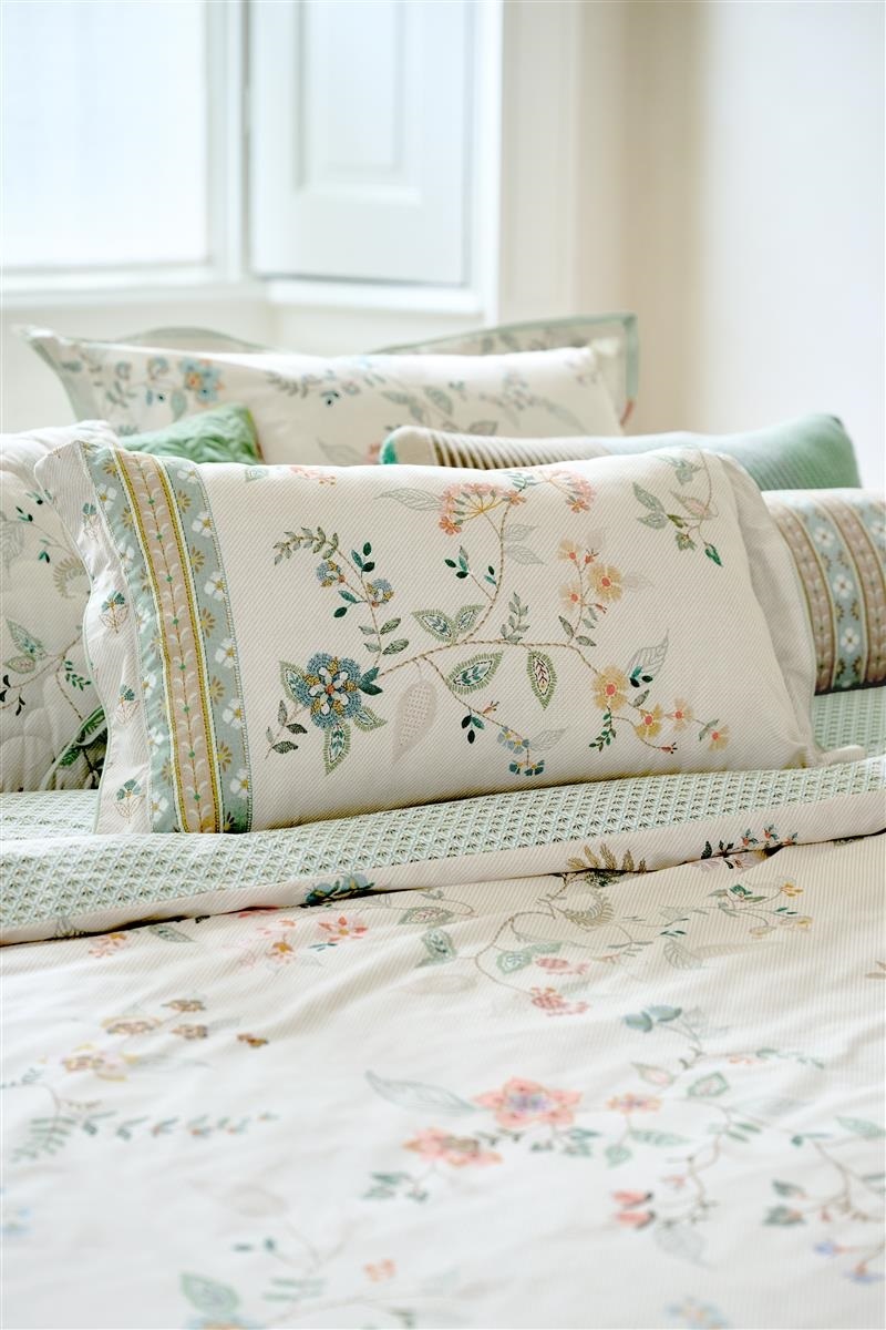 Pip Studio Kili Flower Cushion - 35 x 60 cm - White 329654