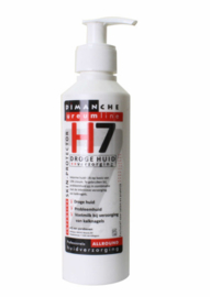 dimanche Ureum huidmilk h7 250ml pompflacon