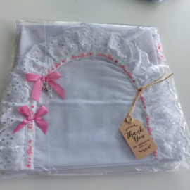 Lakensetjes voor de reborn poppenwieg