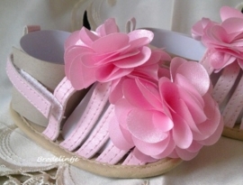 Baby Sandaaltjes flower