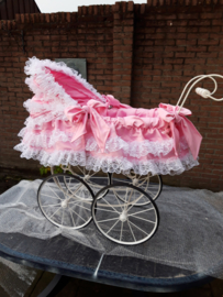 Romantische poppenwagen 5