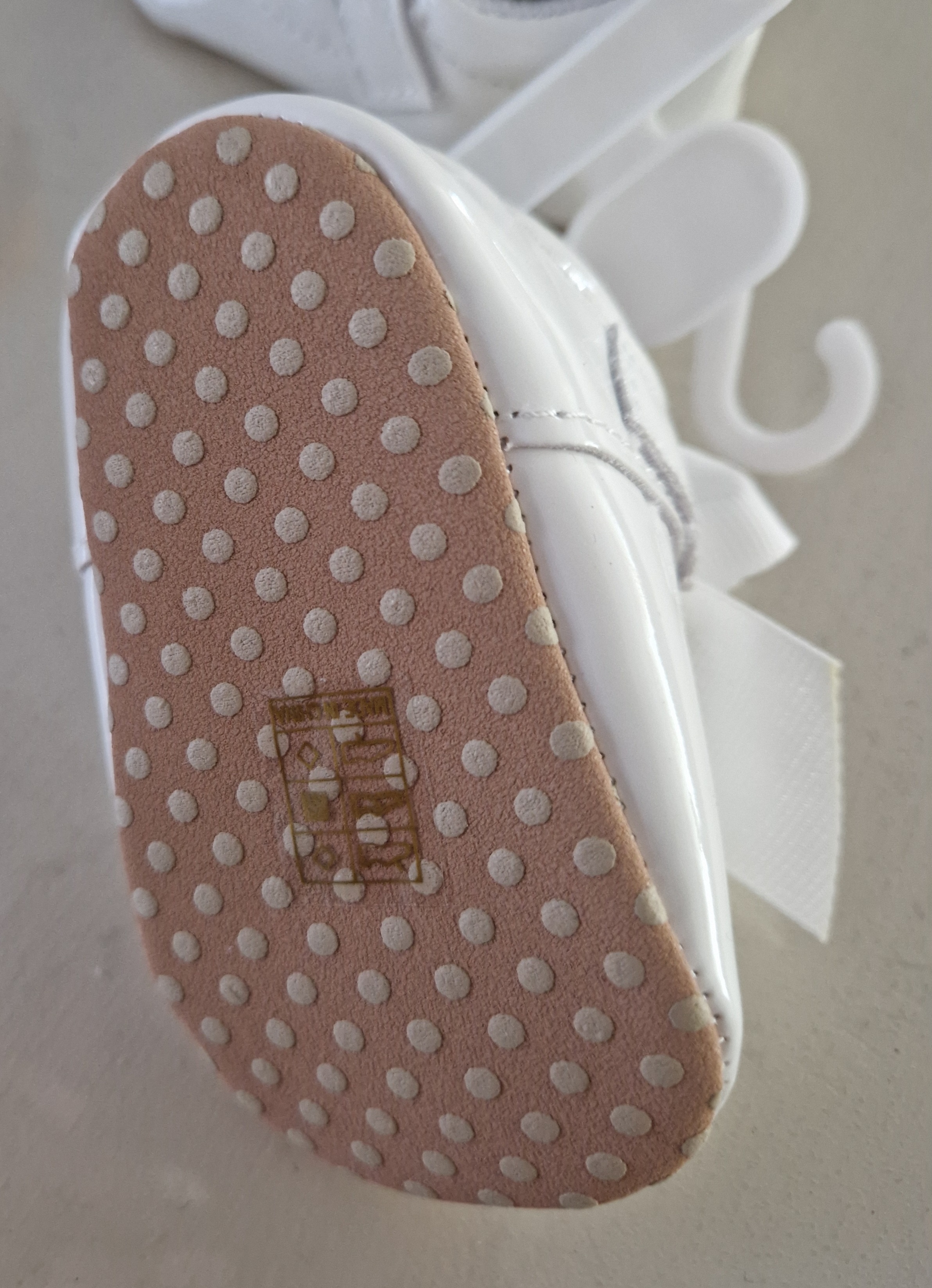 Witte slofjes  6