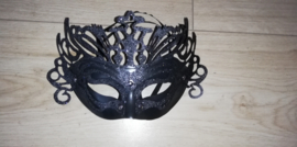 Prachtig sierlijk Venetiaans masker met glitter zwart