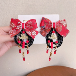 Setje rode Chinese haarclips met strikken, ronde vlechtjes, kraaltjes en gouden lotus nr. 12