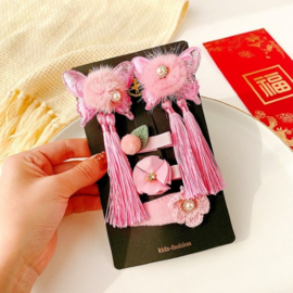 Setje roze Chinese haarclips met vlinders en klosjes nr.21