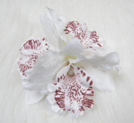 Haarclip driedubbele orchidee wit