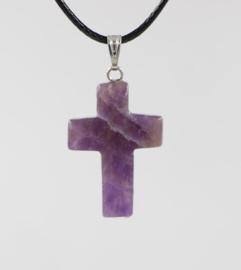 Veterketting met kruis van geslepen Amethyst