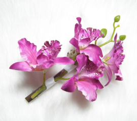 Prachtige grote haarclip 4 orchideeën paars