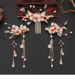 Prachtige set Aziatische Hanfu haaraccessoires en oorbellen met wit/rode bloemen D