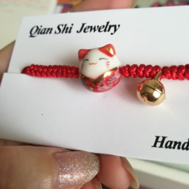 Superleuk  rood verstelbaar armbandje "Lucky Cat"