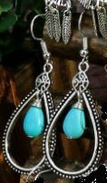 Antiek zilveren oorhangers met losse turquoise steen A47