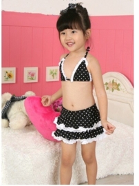 Superleuke polkadot bikini met rokje zwart/wit alleen nog mt 86/92