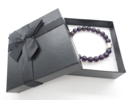 Prachtige armband van geslepen 8 mm Amethyst kralen en Boeddha in geschenkdoosje