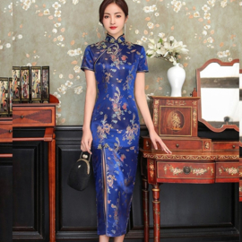 Prachtige lange kobaltblauwe Chinese jurk met draken en phoenix met elegante split schuinvoor