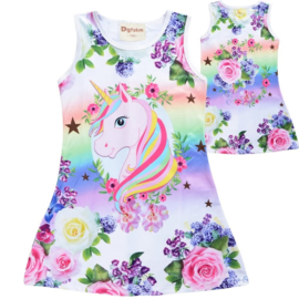 Súperleuk zomer / strand jurkje UNICORN met bloemen