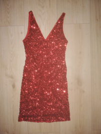 Mouwloos glitterjurkje vol glitterpailletten rood 34/36