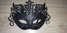 Prachtig sierlijk Venetiaans masker met glitter zwart