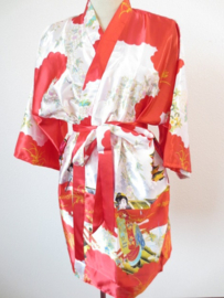Fantastische kleurrijke halflange rode kimono met Geisha 