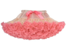 Heerlijke fluffy pettiskirt licht met donker perzikroze maat 110 t/m 128