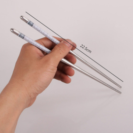 Eén paar metalen chopsticks/haarpennen wit/grijs