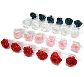 6 kleine roosjes op kappersklemmetje roze