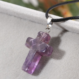 Veterketting met kruis van geslepen Amethyst