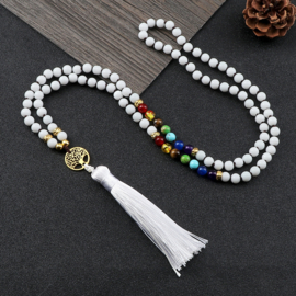 Mala / chakra unisex gebedsketting Witte natuursteen met levensboom en kwastje