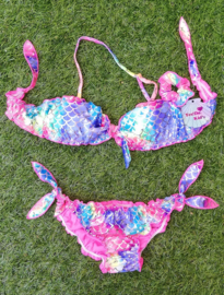 Superleuke Zeemeermin bikini hardroze/multicolor met glinsterende zilveren "schubben" + haarscrunchie