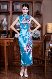 Prachtige lange mouwloze Chinese pauwenjurk turquoise