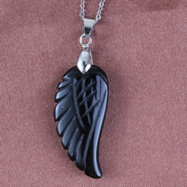 Ketting met Engelenvleugel  van geslepen Onyx