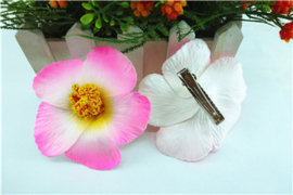 Geweldige Hibiscus Hawaïbloem 9 cm op clip roze met wit