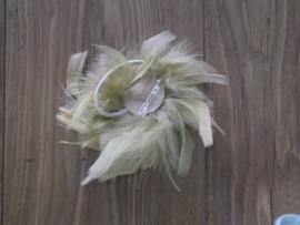 Veren haaraccessoire / broche zand