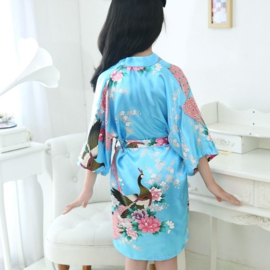 Superleuke kinderkimono met pauwenprint lichtblauw