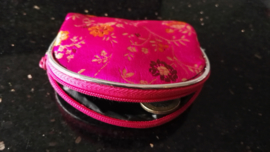 Leuk klein brokaat portemoneetje met rits fuchsia