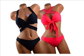 Leuke koraalrode bikini maat 42/44 met push-up top op meerdere manieren te dragen!