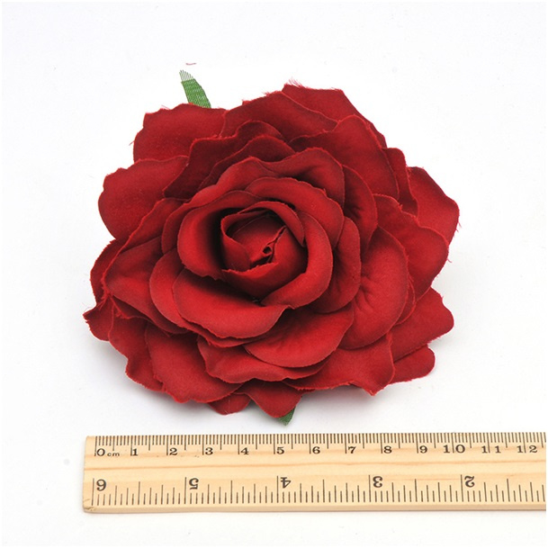 single Verval gespannen Prachtige rode roos op haarclip/broche | Haarbloemen | Aladdin en Yasemin