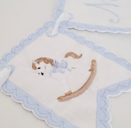 Naamslinger ' Rocking Horse' (+opties voor kleur)