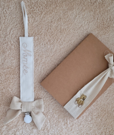 Dummy clip with name & velvet bow