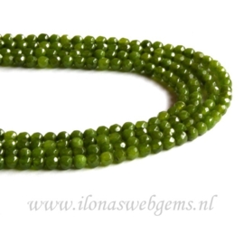 Jade olijf groen facet rond ca. 4,5mm (i71)