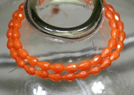 6 paar Jade oranje facet druppel ca. 13x8(M184)