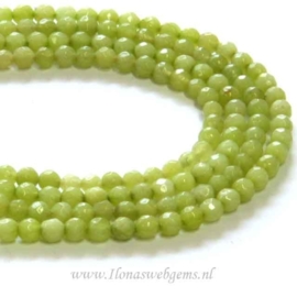 Jade olijf groen facet rond ca. 4,5mm