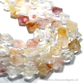 Strawberry Quartz mix facet ca. 17x15x7mm