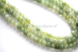 Jade zacht groen rond ca. 6mm