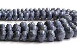 Koraal blauw rondellen choker