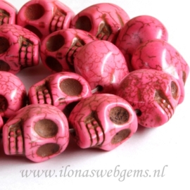 Howliet skulls pink ca. 18mm (M10)