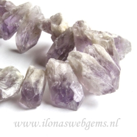 Amethyst kristal rough ca. 10 tot 25mm